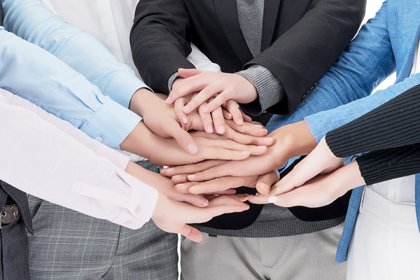 變革中的企業(yè)如何對待持不同態(tài)度的人？