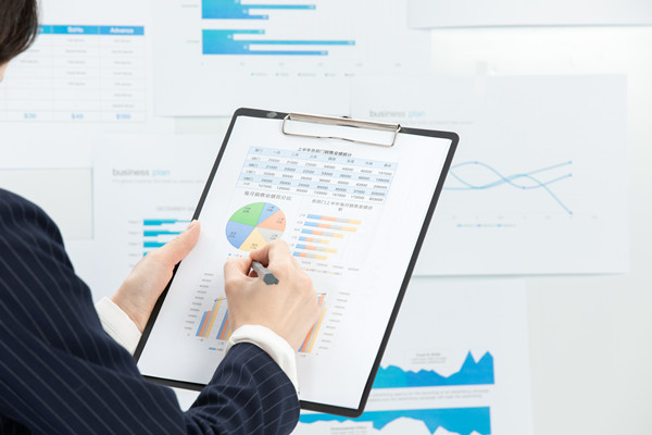 績效管理的最佳實踐：理論、研究與實踐的結(jié)合