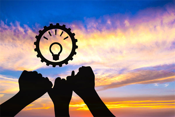 戰(zhàn)略咨詢創(chuàng)新驅(qū)動，激發(fā)企業(yè)活力，鑄就長青基石