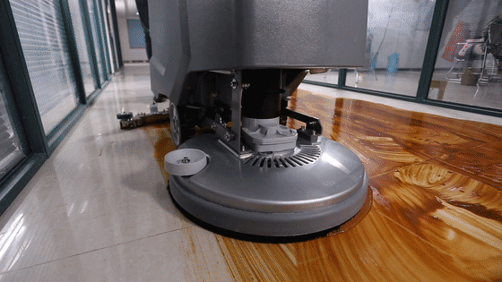 掃地機(jī)還是洗地機(jī)?不同場(chǎng)景應(yīng)該怎么選?(圖6) 洗地機(jī)的性能特點(diǎn)