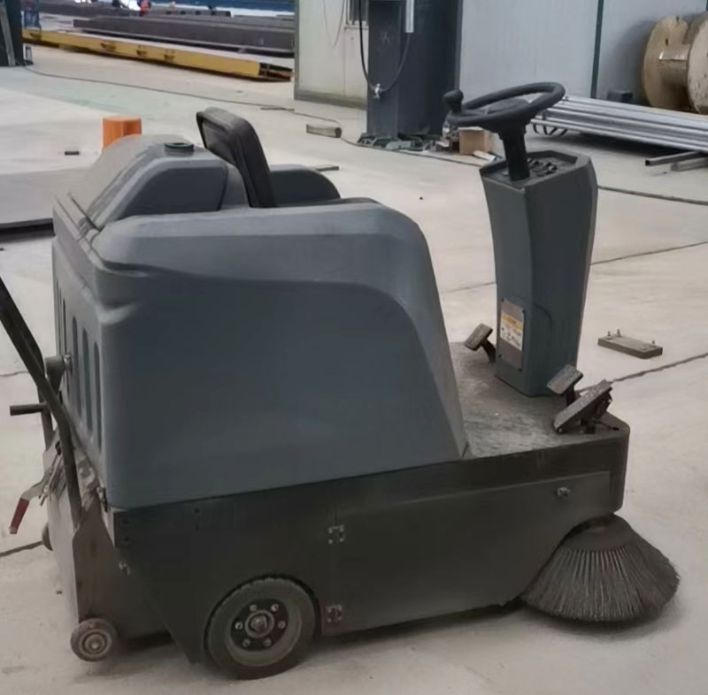 ?湖北恒九通鋼構采購揚子S4掃地機