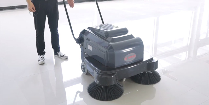 為什么戶外電動掃地機應該是您的首要任務