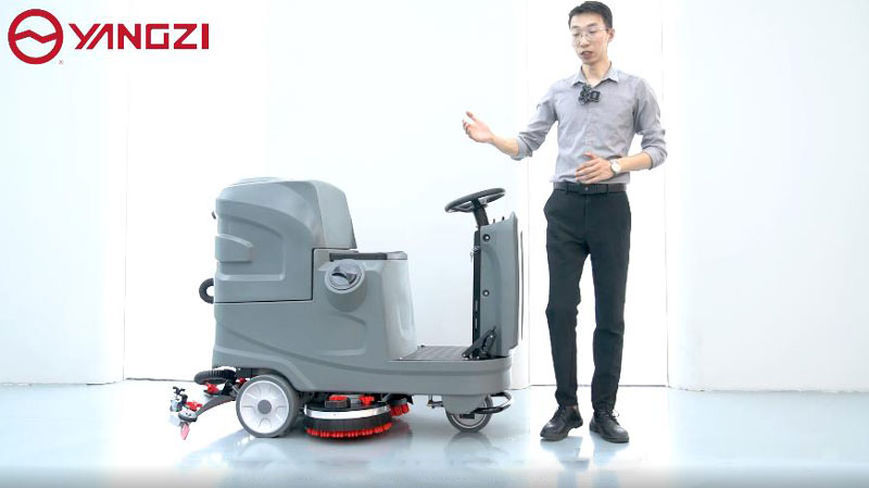 駕駛式洗地機的優點