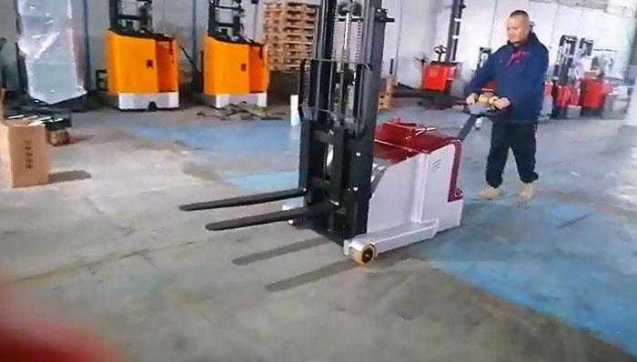 首次購買叉車的購買技巧 首次購買叉車的購買技巧