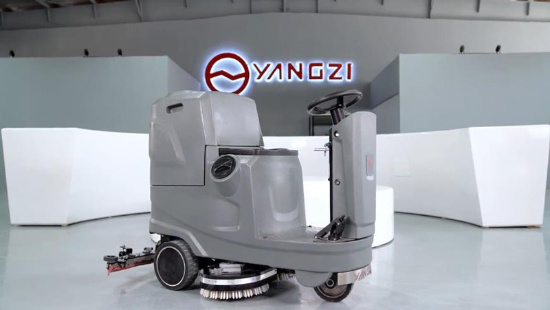 商業地板清潔中最常見的故障 商業地板清潔中最常見的故障